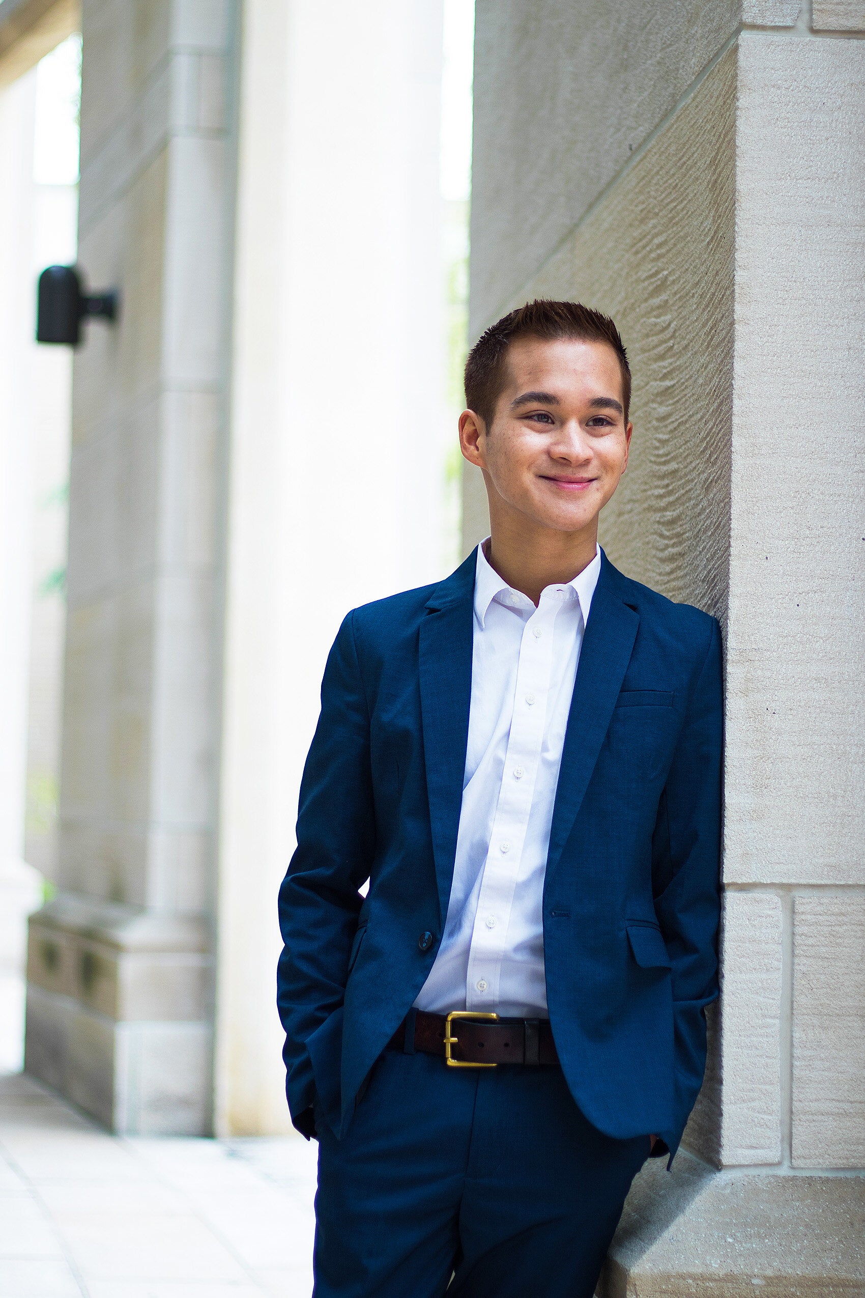 Mario H. Nguyên in a suit