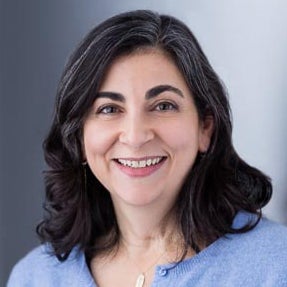 Headshot of Deanna Barmakian.