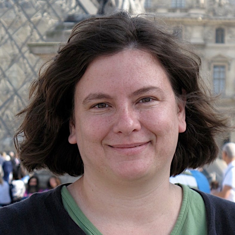Headshot of Mindy Kent.